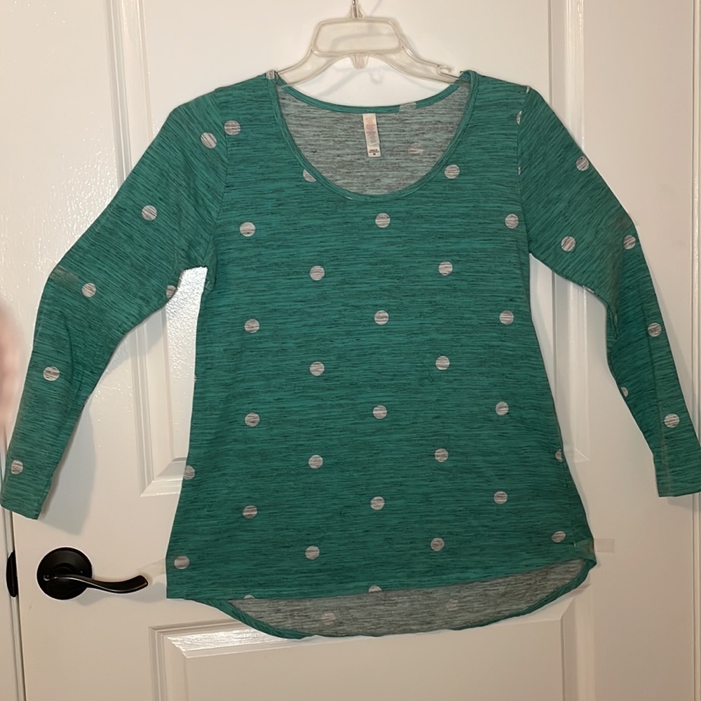 Ladies LuLaRoe Lynnae shirt, size M (10-12) EUC